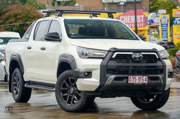 Image of 2021 Toyota Hilux 4x4 Rogue