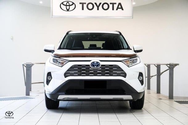 2020 Toyota RAV4 GXL in White