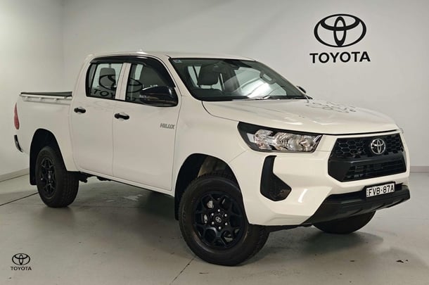 2025 Toyota Hilux Workmate in White