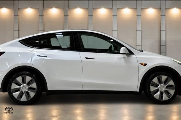 Image of 2022 Tesla Model Y Rear-Wheel Drive