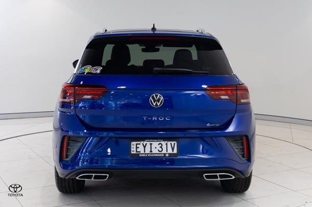 2022 Volkswagen T-Roc 140TSI R-Line in Blue