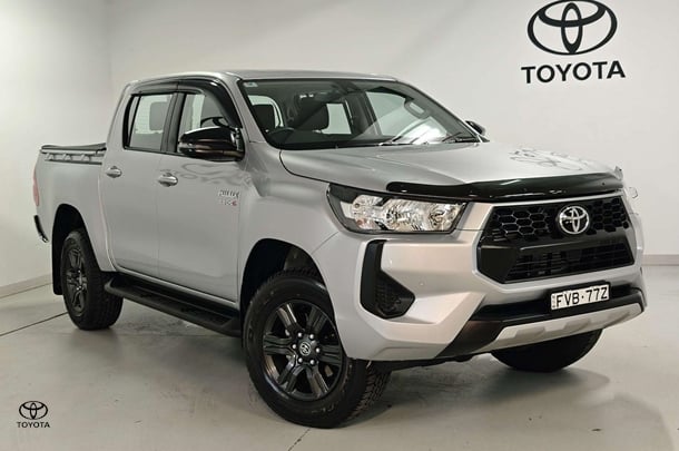 2025 Toyota Hilux SR in Silver