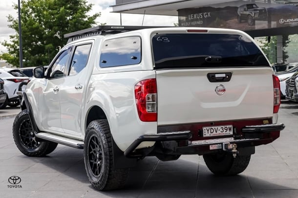 2017 Nissan Navara ST-X in White