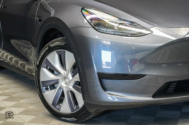 2023 Tesla Model Y Rear-Wheel Drive in Grey