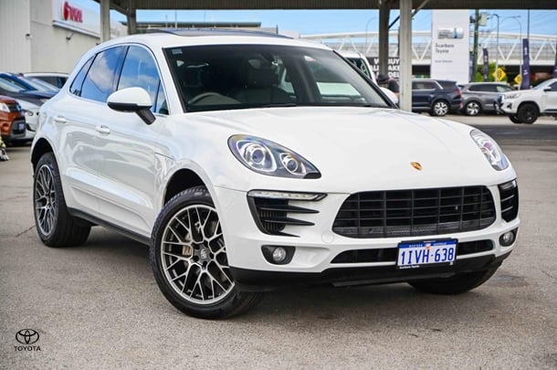 2015 Porsche Macan S in White