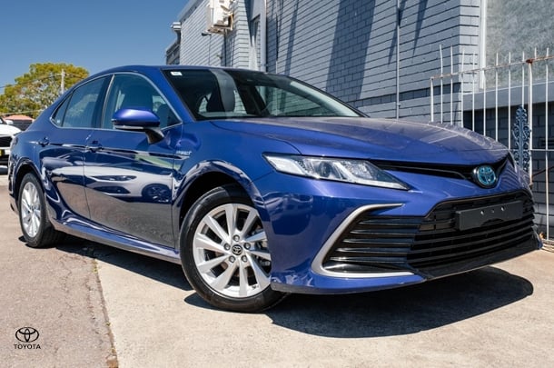 2023 Toyota Camry Ascent in Blue