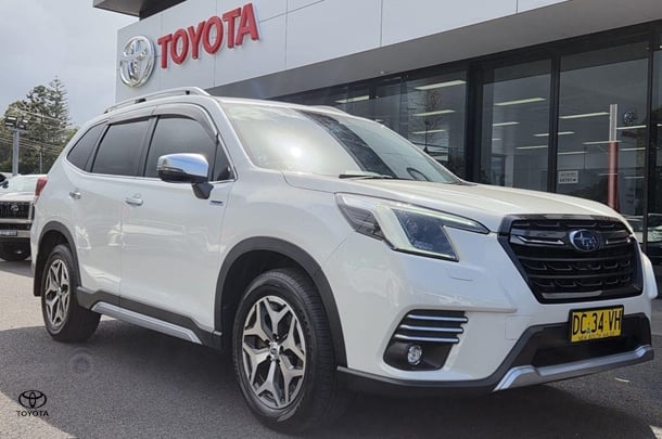 Image of 2022 Subaru Forester Hybrid L