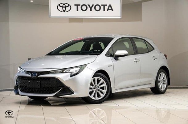 2023 Toyota Corolla Ascent Sport Hybrid in Silver