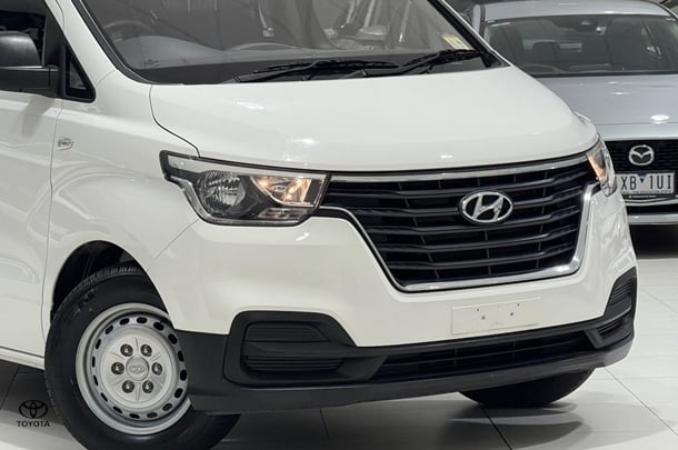 2021 Hyundai iLoad Base in White