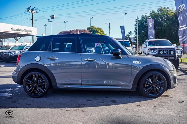 2020 MINI Hatch Cooper S in Grey