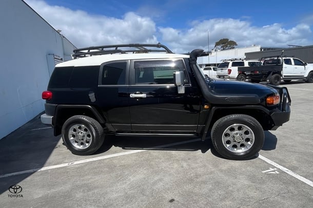 2012 Toyota FJ Cruiser FJ Cruiser in Two Tone Black