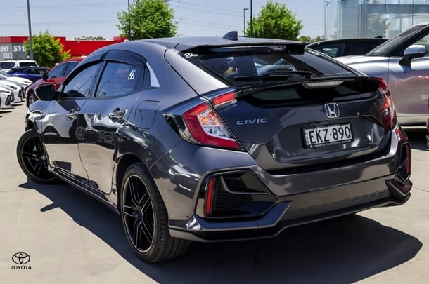 2020 Honda Civic VTi in Grey