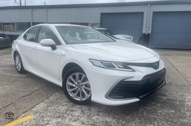 2023 Toyota Camry Ascent in White