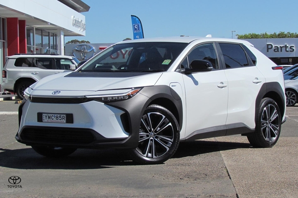 2023 Toyota bZ4X Standard 2WD in White