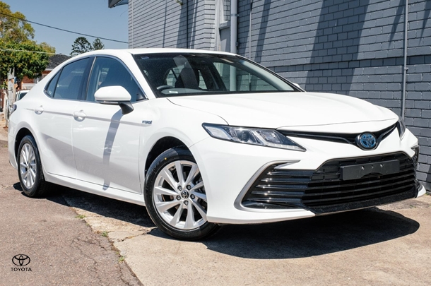 2023 Toyota Camry Ascent in White