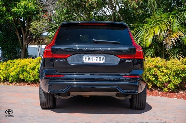 2021 Volvo XC60 B6 R-Design in Other