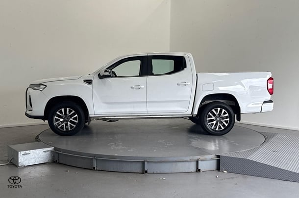 2022 LDV T60 Max LUXE in White