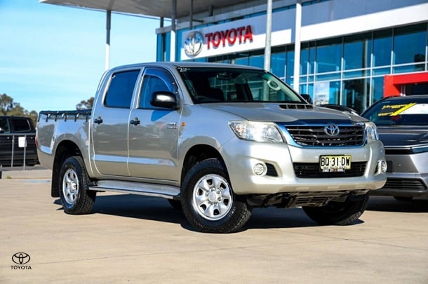 Image of 2012 Toyota Hilux SR