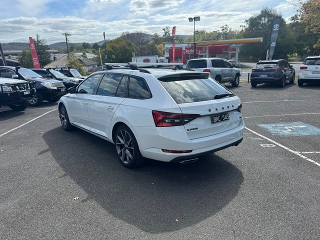 2021 SKODA Superb 206TSI SportLine in White
