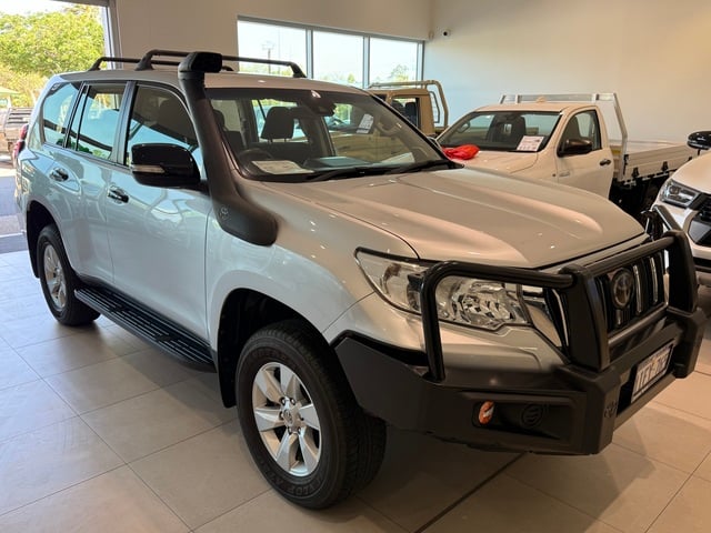 Image of 2021 Toyota Prado GX