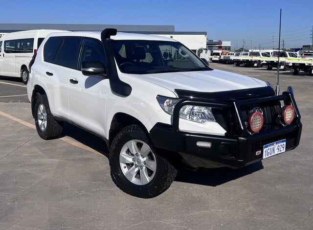 Image of 2019 Toyota Prado GX