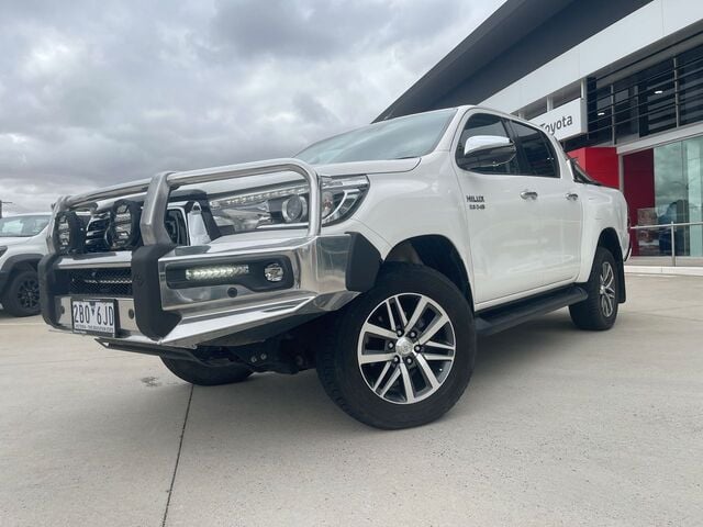Image of 2019 Toyota HILUX SR5