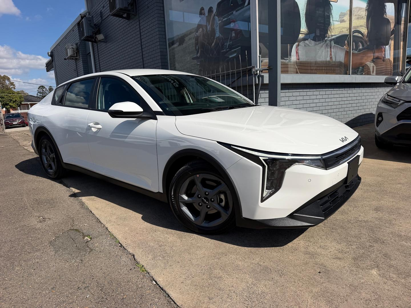 Image of 2025 Kia K4 S