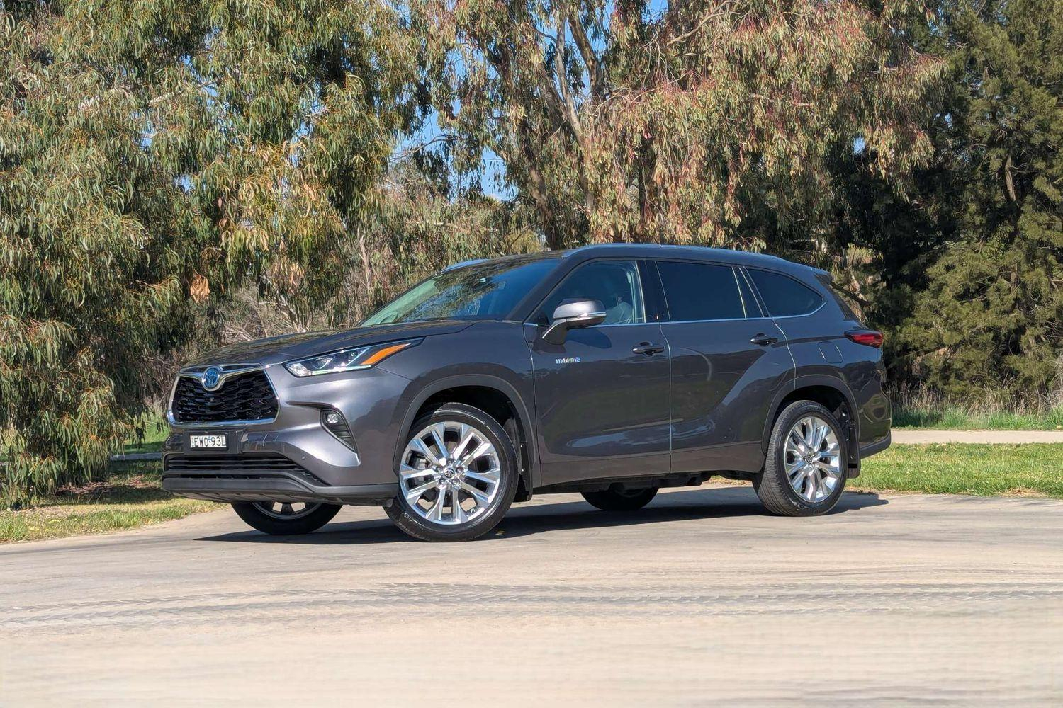Image of 2022 Toyota Kluger Hybrid AWD GRANDE