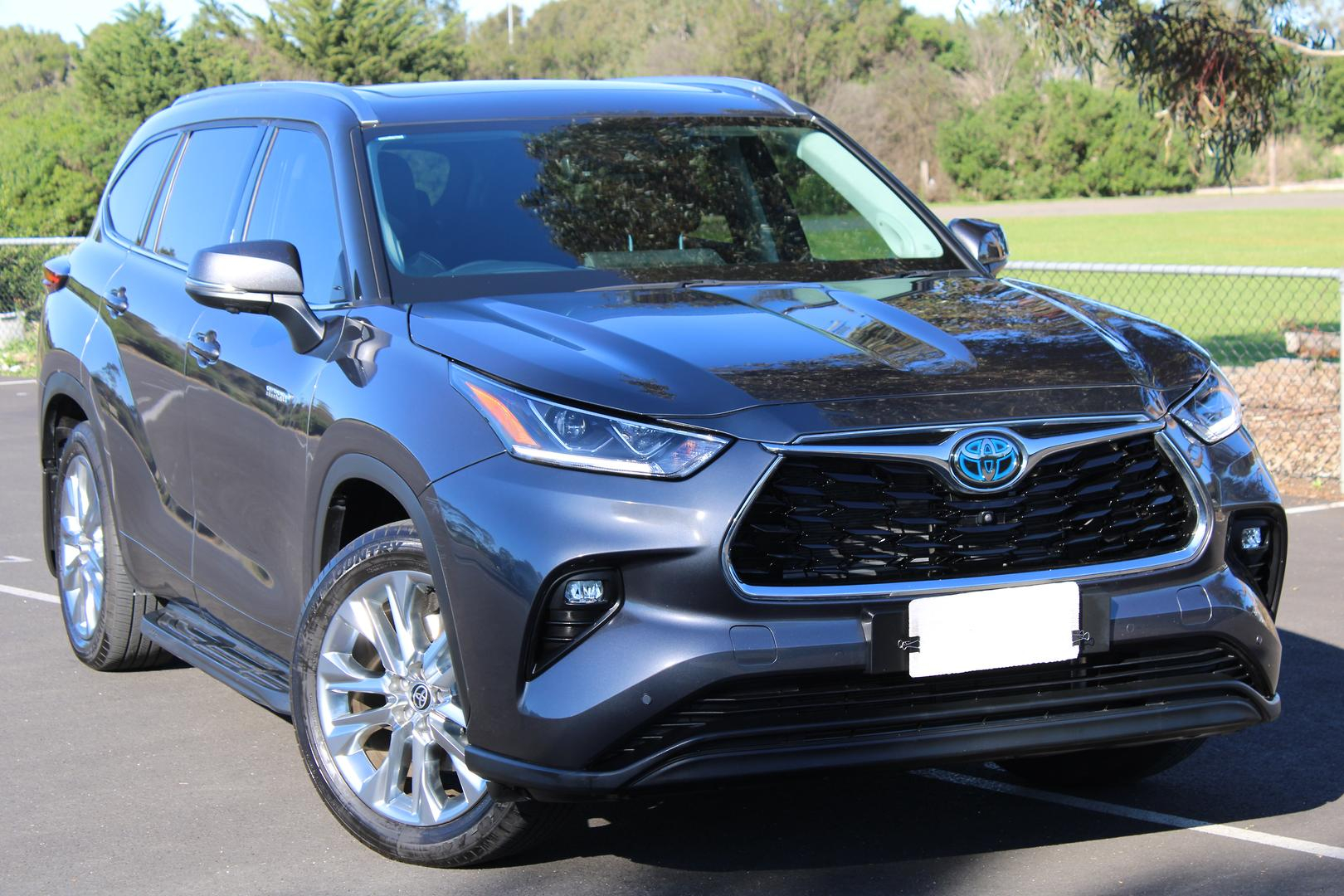 Image of 2024 Toyota Kluger Hybrid AWD GRANDE