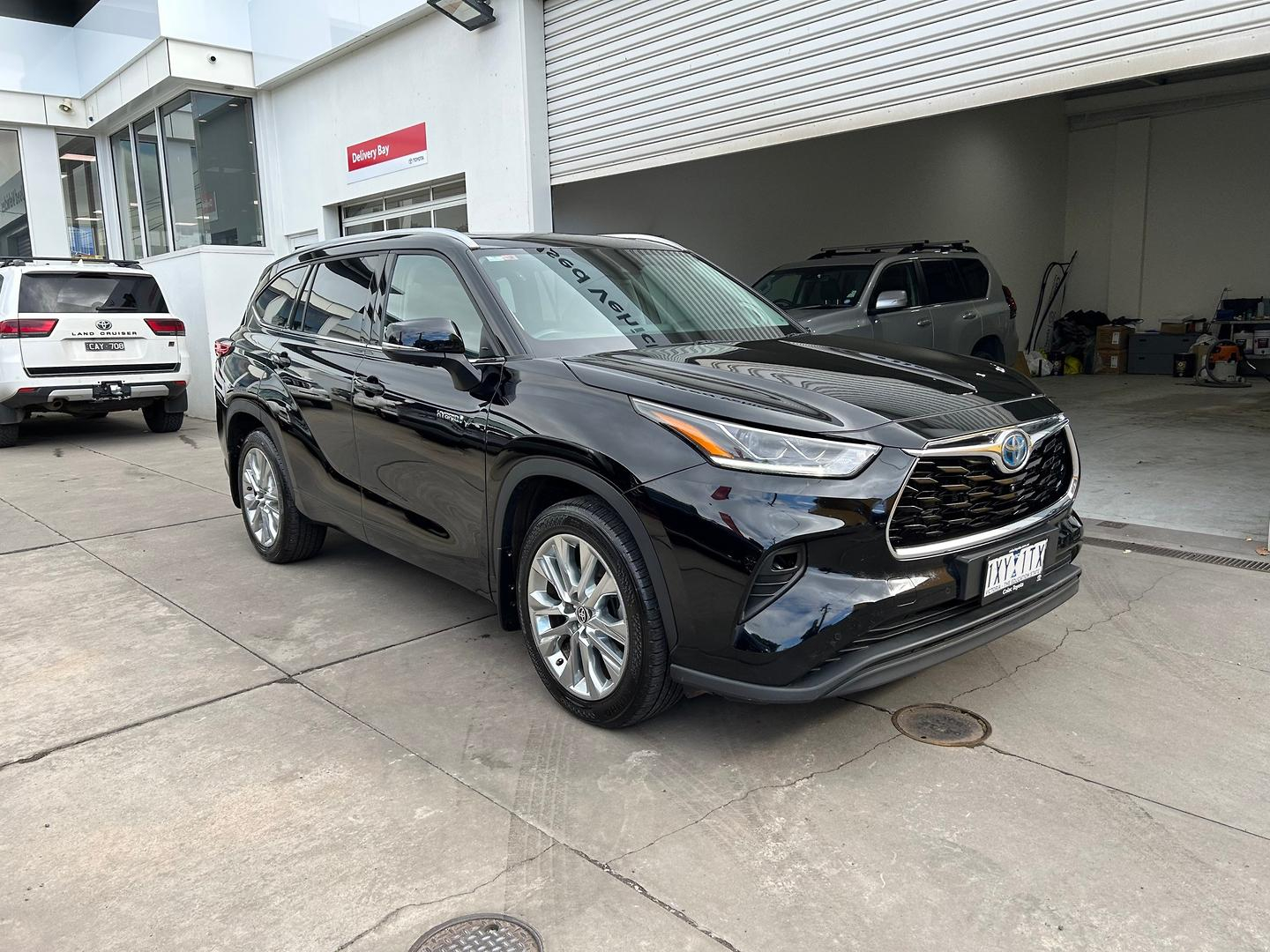 Image of 2022 Toyota Kluger Hybrid AWD GRANDE
