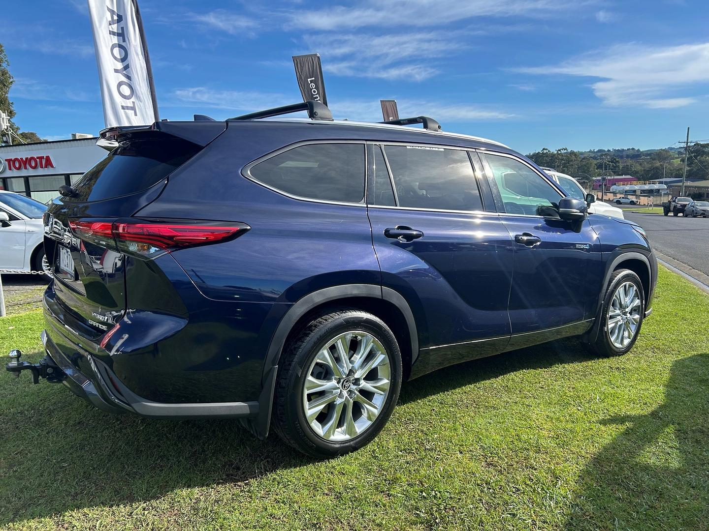 Image of 2021 Toyota Kluger Hybrid AWD GRANDE