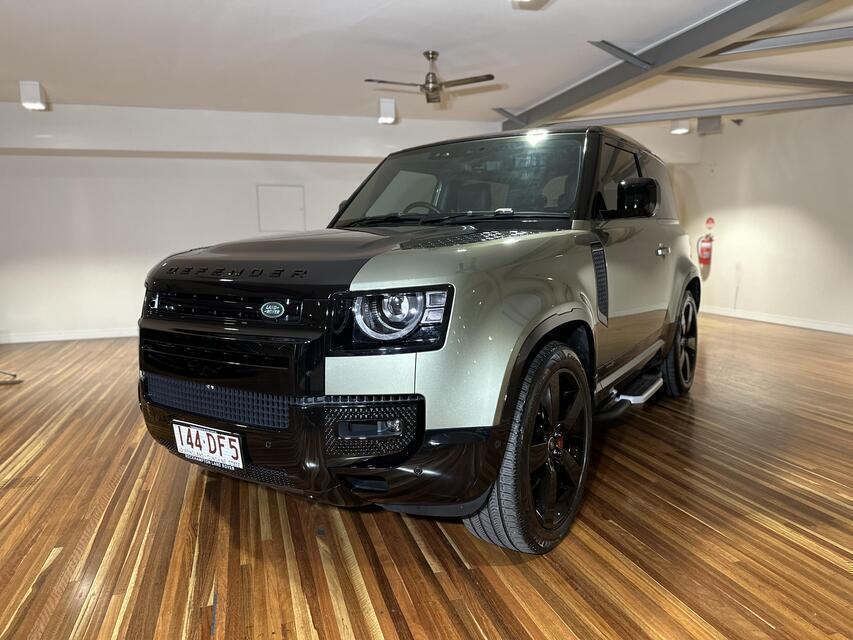 2021 Land Rover Defender 90 P400 X in Pangea Green (1dj)