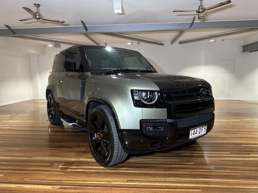 2021 Land Rover Defender 90 P400 X in Pangea Green (1dj)