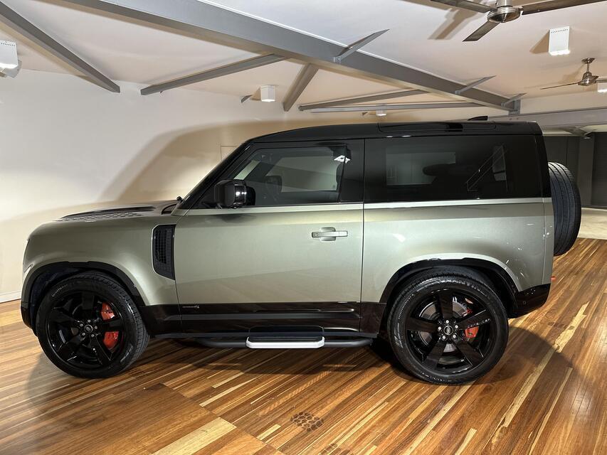 2021 Land Rover Defender 90 P400 X in Pangea Green (1dj)