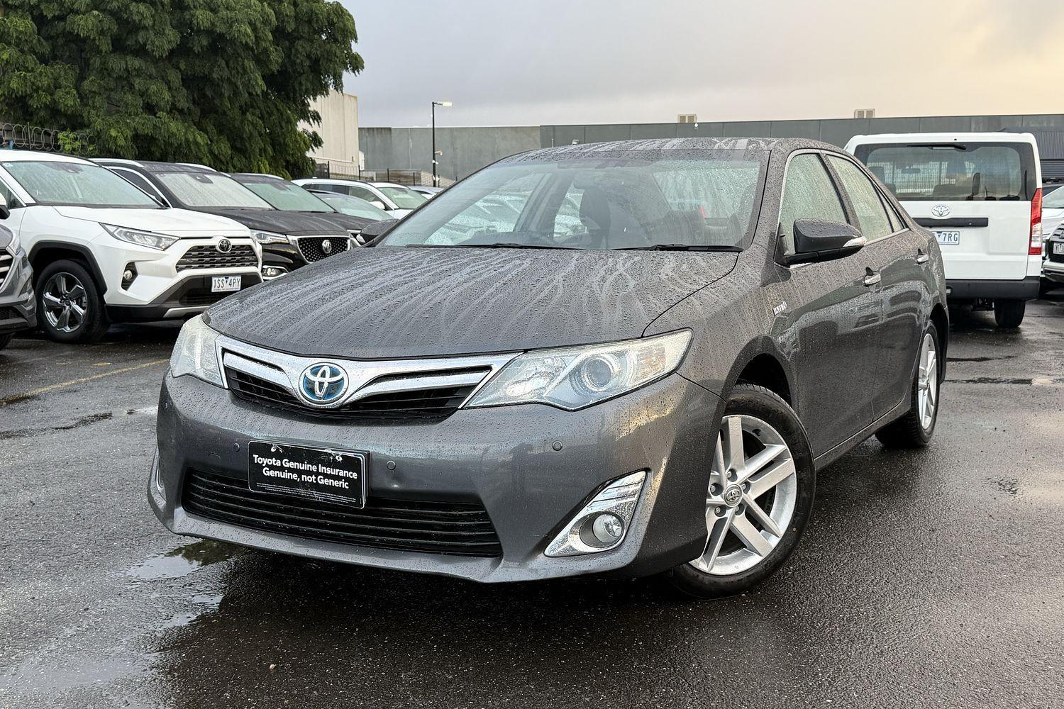 Image of 2013 Toyota Camry Hybrid Hybrid L2