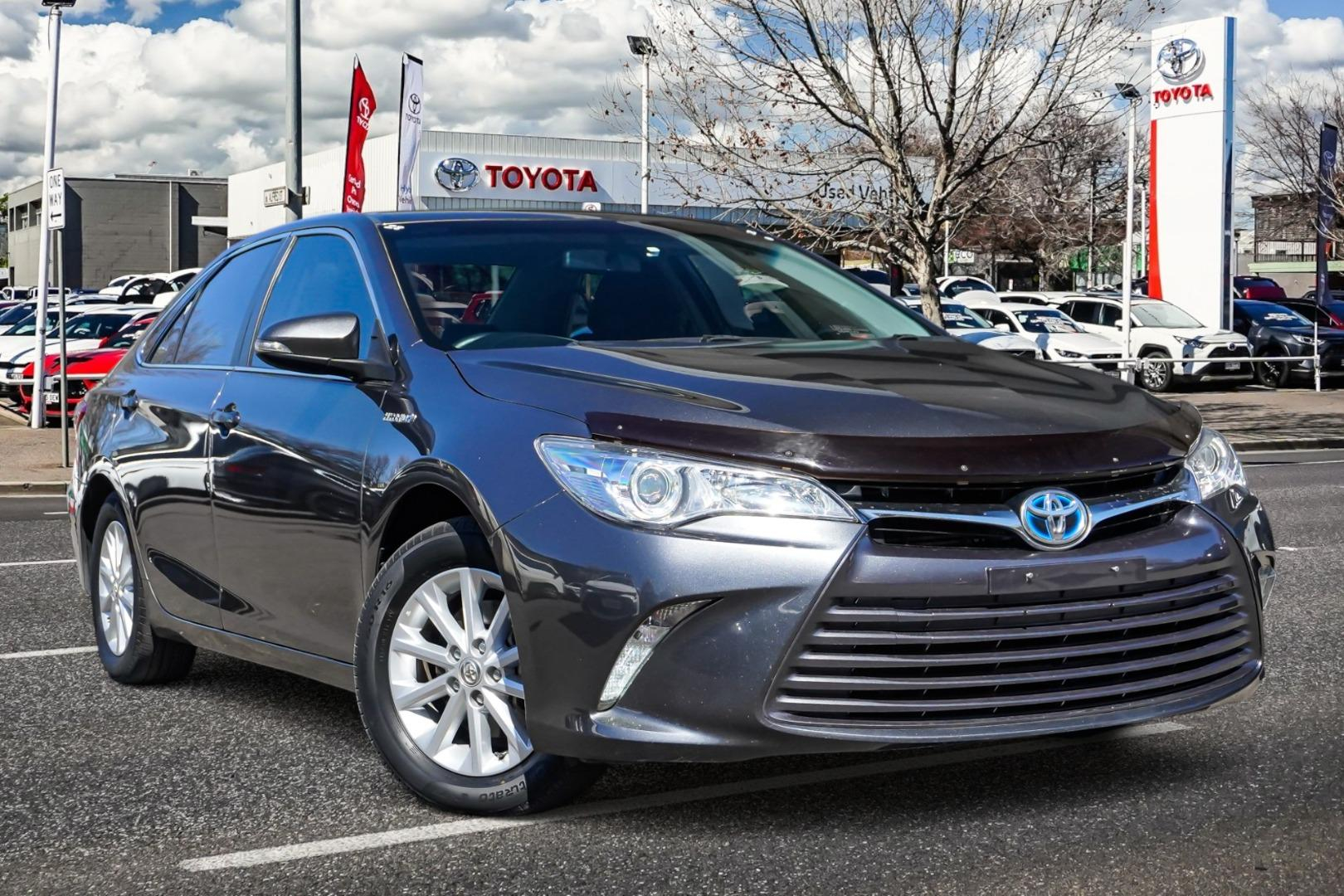 Image of 2015 Toyota Camry Hybrid Hybrid Altise