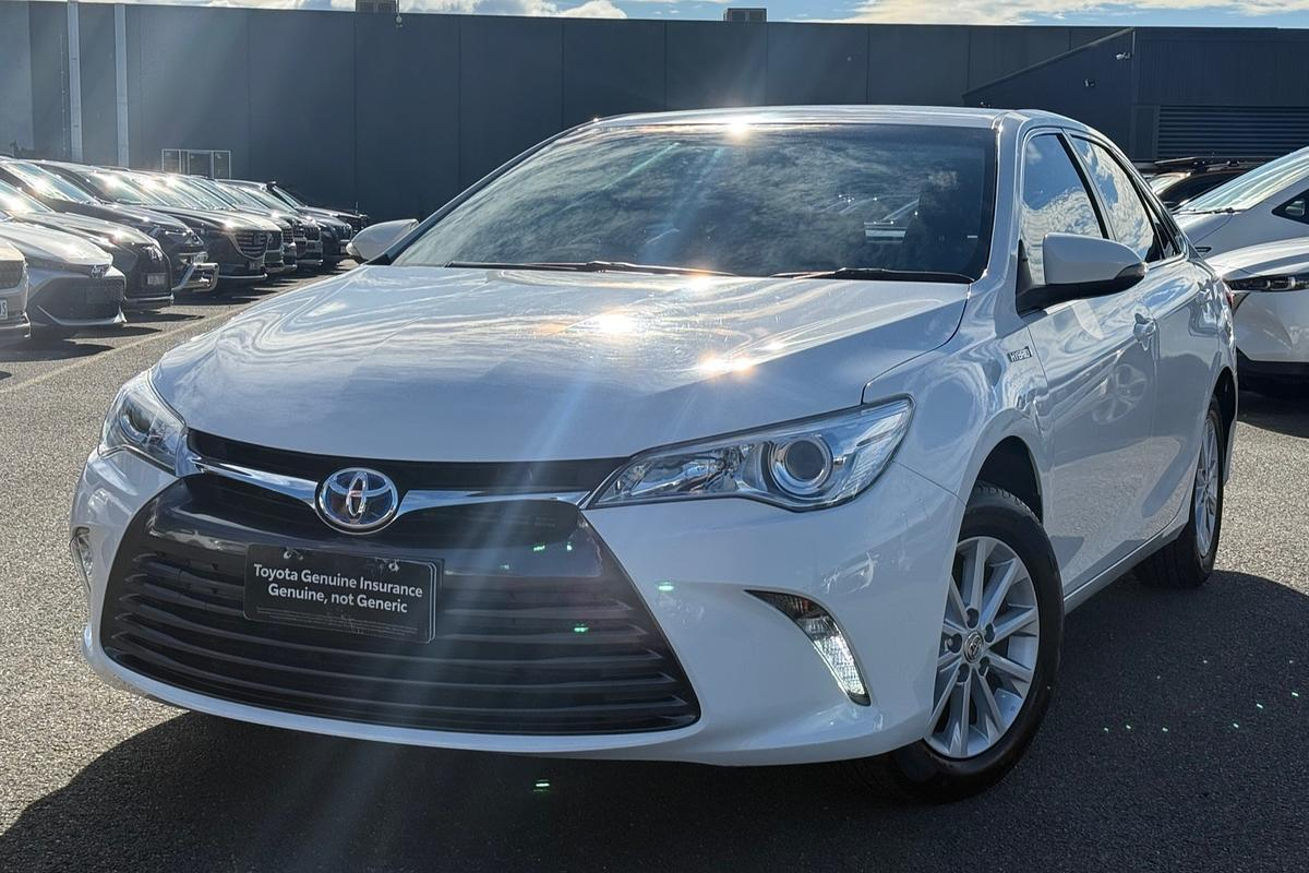 Image of 2016 Toyota Camry Hybrid Hybrid Altise