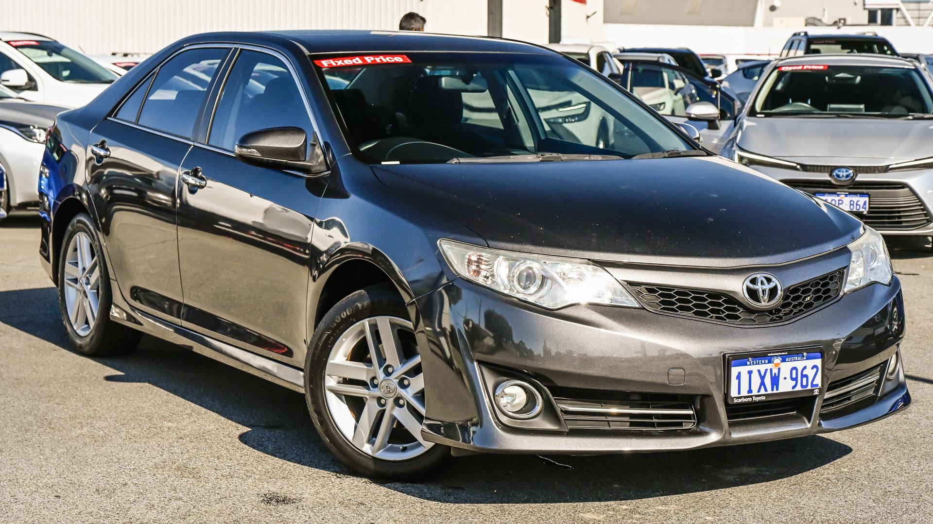 Image of 2013 Toyota Camry ATARA S