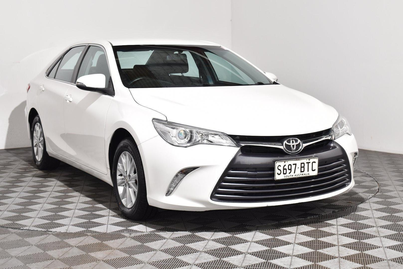 Image of 2016 Toyota Camry Altise
