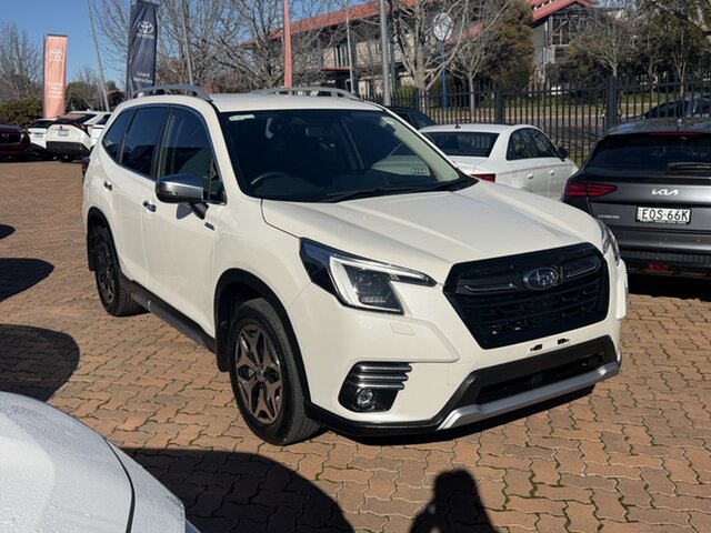 Image of 2022 SUBARU FORESTER Hybrid L