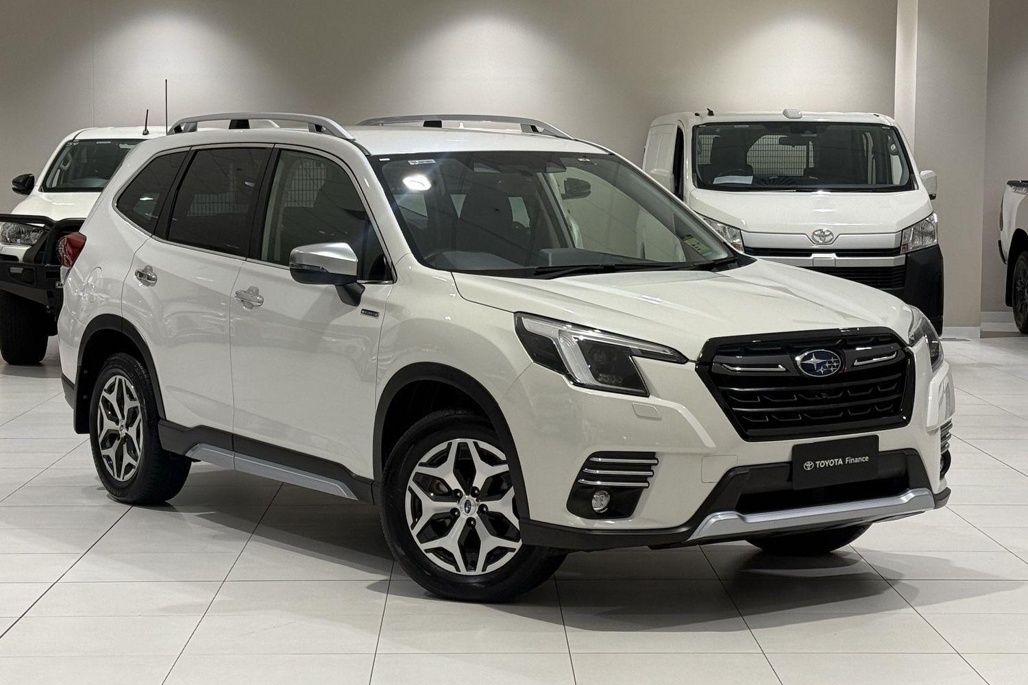 Image of 2022 SUBARU FORESTER Hybrid L