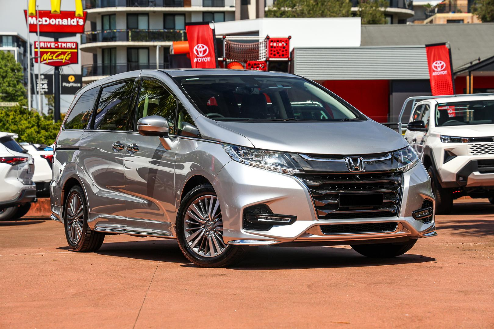 Image of 2018 HONDA ODYSSEY VTi-L