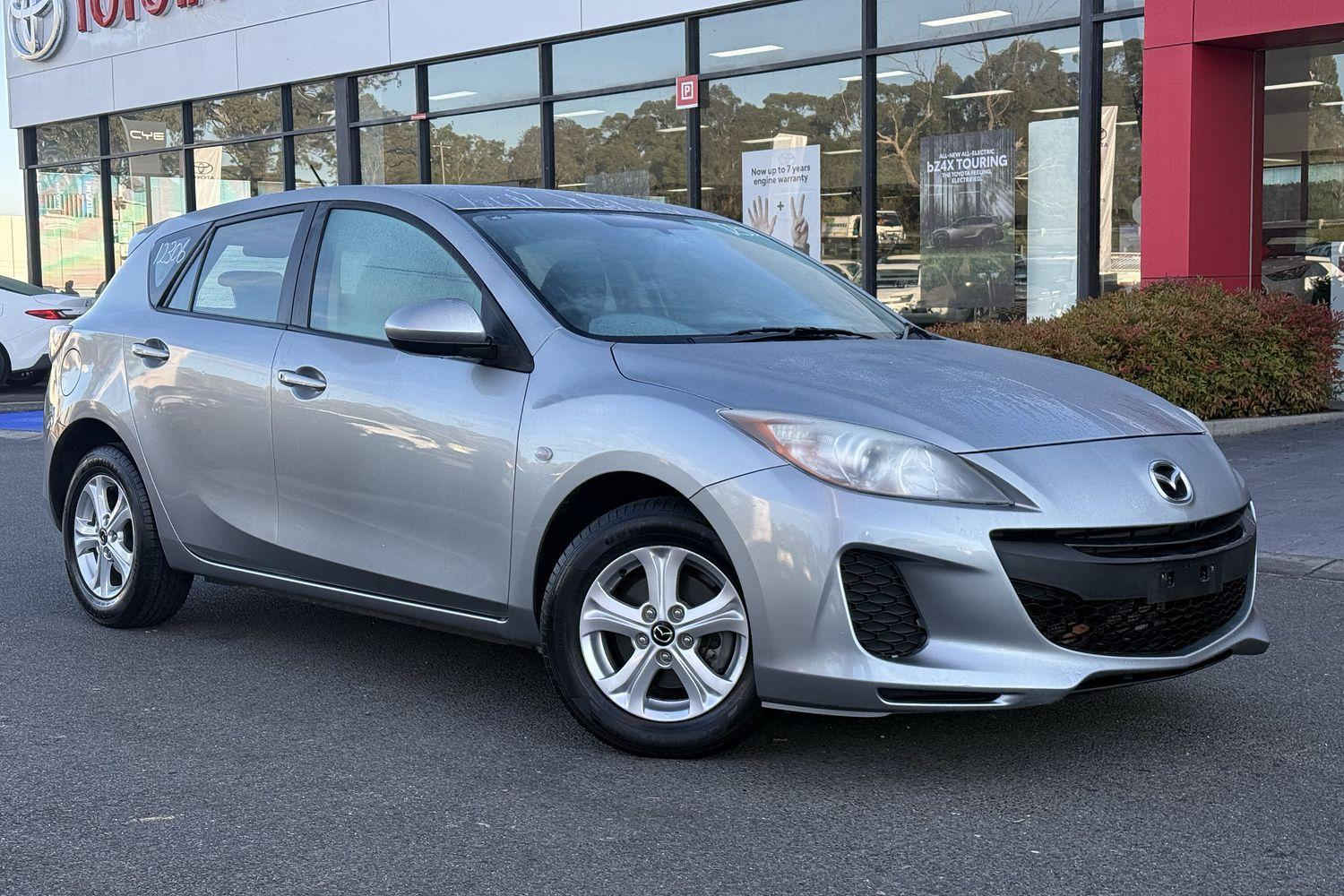 Image of 2013 MAZDA MAZDA3 Neo