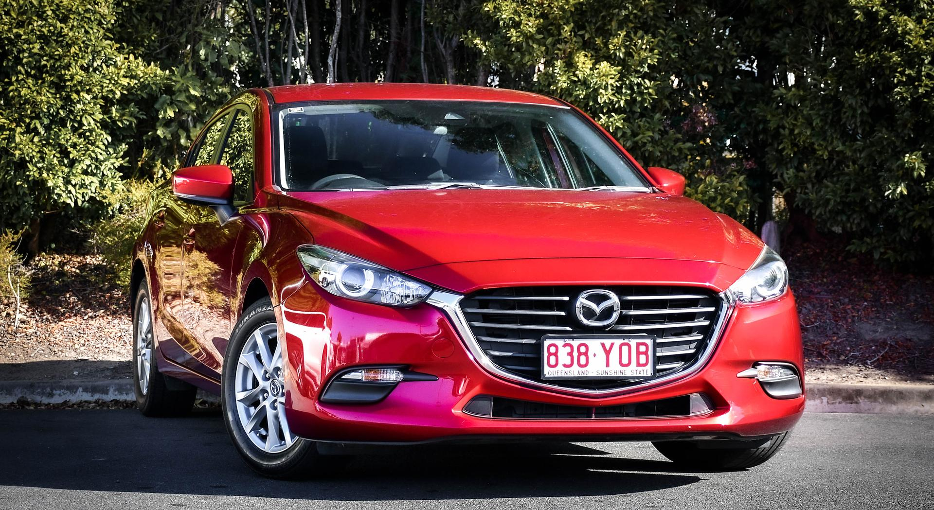 Image of 2018 Mazda MAZDA3 Neo Sport
