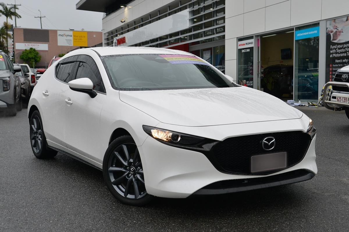 Image of 2023 MAZDA MAZDA3 G20 Evolve