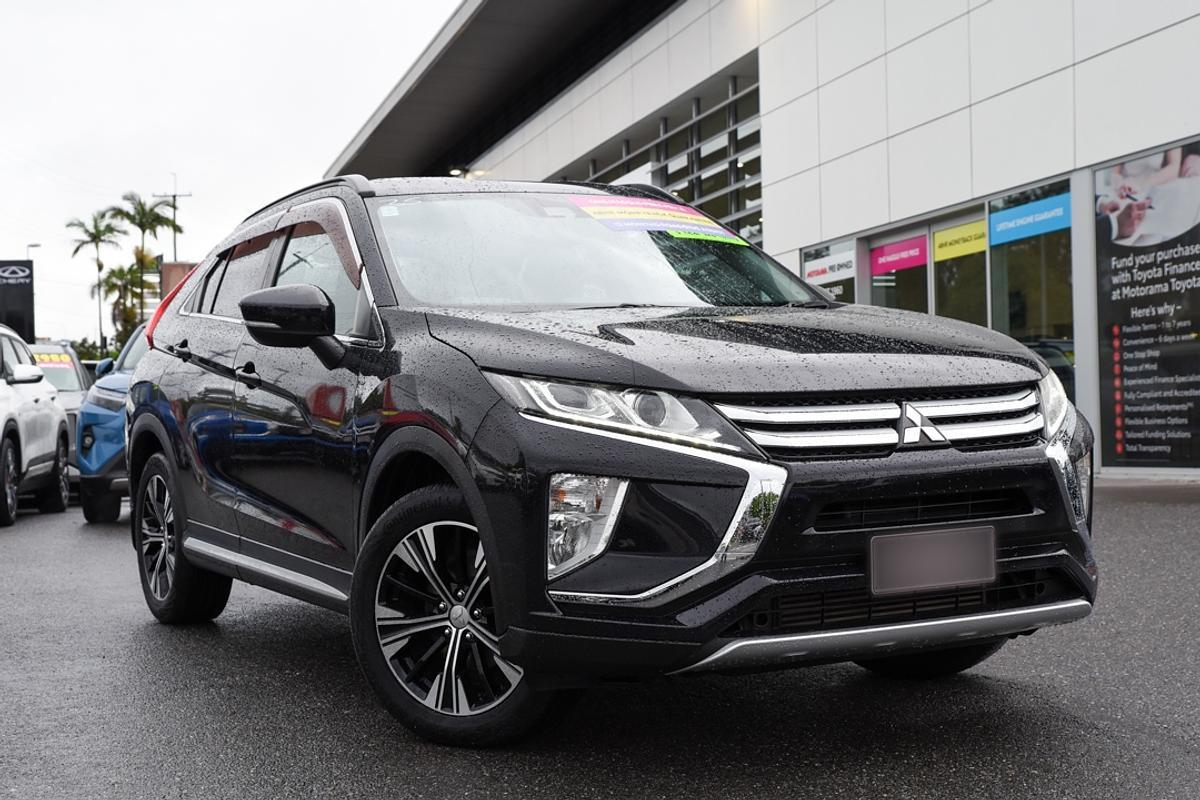 Image of 2019 MITSUBISHI ECLIPSE CROSS LS