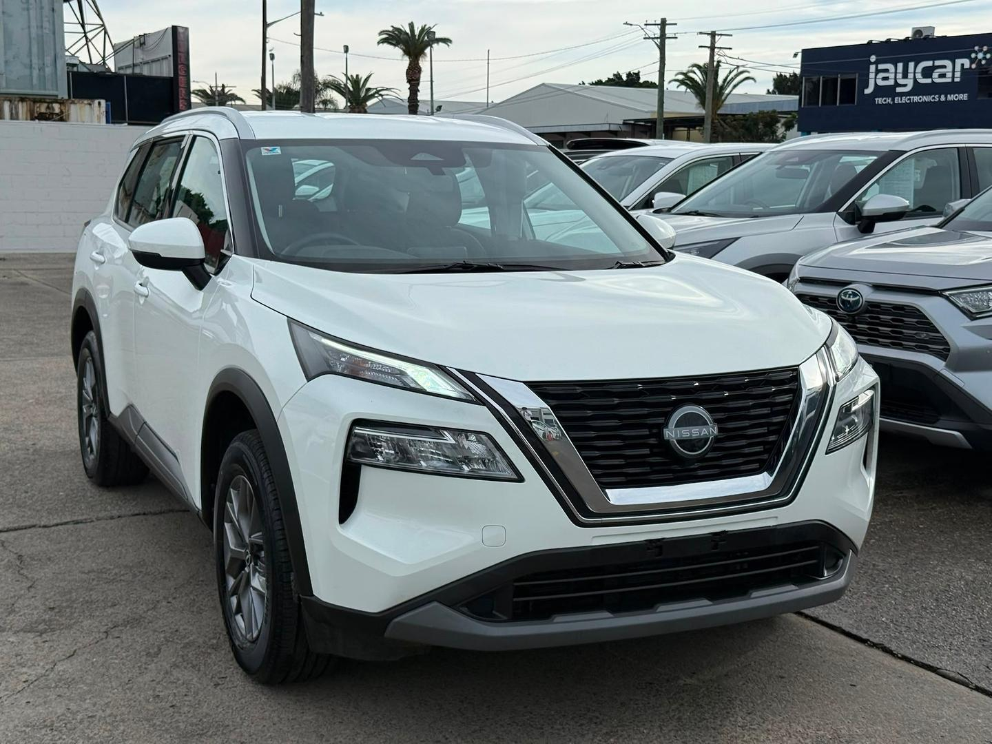 Image of 2024 NISSAN X-TRAIL ST