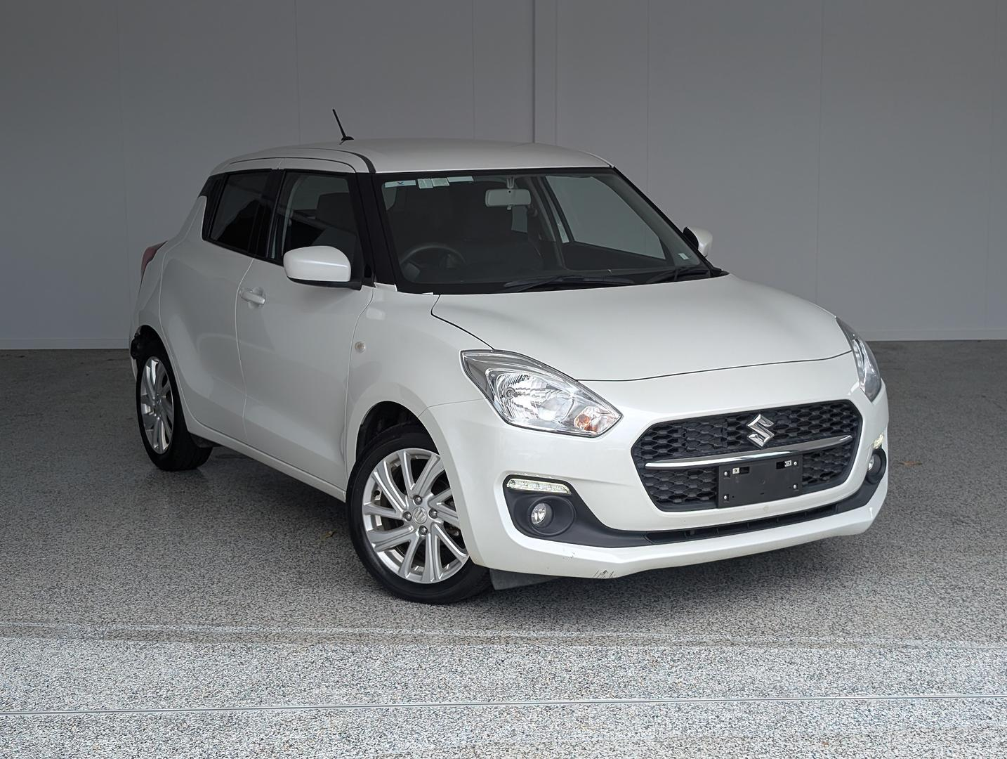 Image of 2023 SUZUKI SWIFT GL