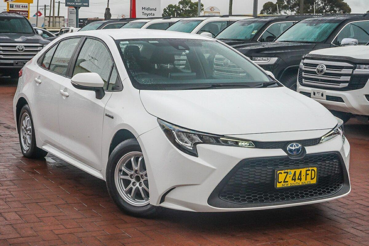 Image of 2020 Toyota Corolla Sedan Hybrid Ascent Sport