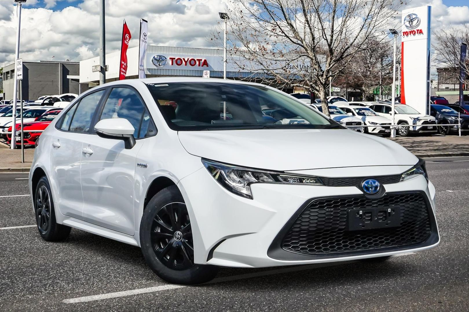 Image of 2020 Toyota Corolla Sedan Hybrid Ascent Sport